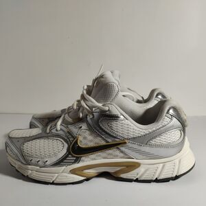 Nike V5 RNR Parachute Beige Metallic Pewter HJ5228-102 Men’s Size 10